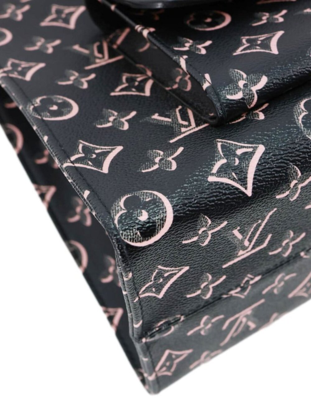 Louis Vuitton  Onthego MM Fall for You Neo Monogram Printed Canvas Tote Bag Blac - Picture 9 of 16